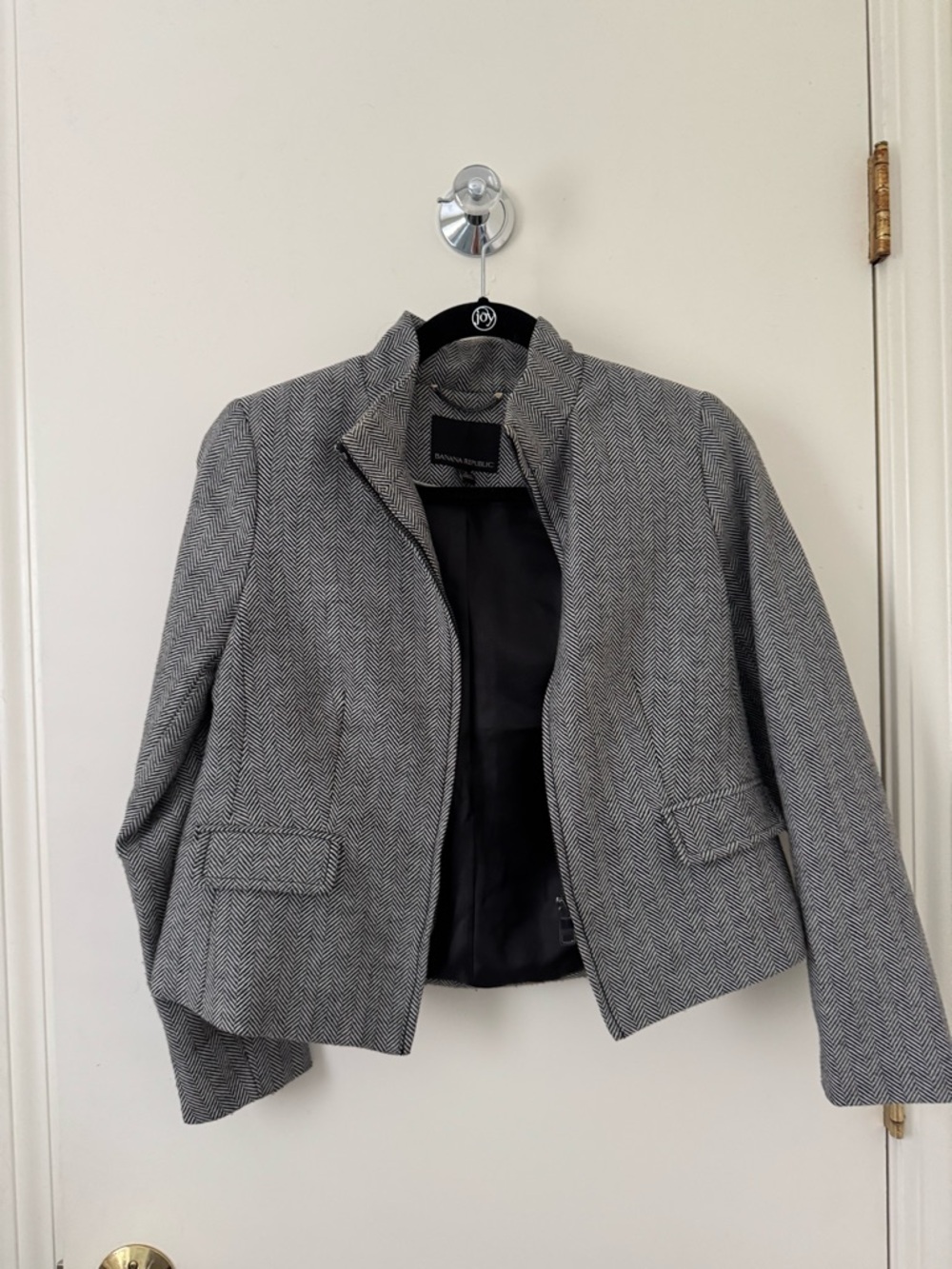 Banana Republic Gray Herringbone Cropped Blazer